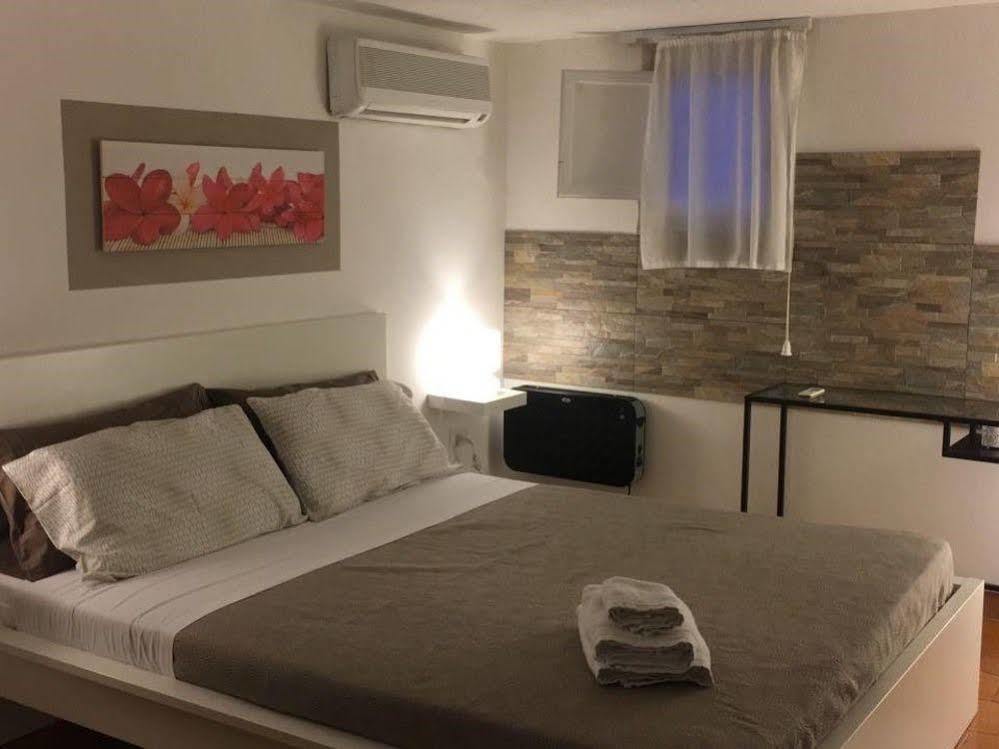 La Terrazza Su Palermo Bed & Breakfast ภายนอก รูปภาพ